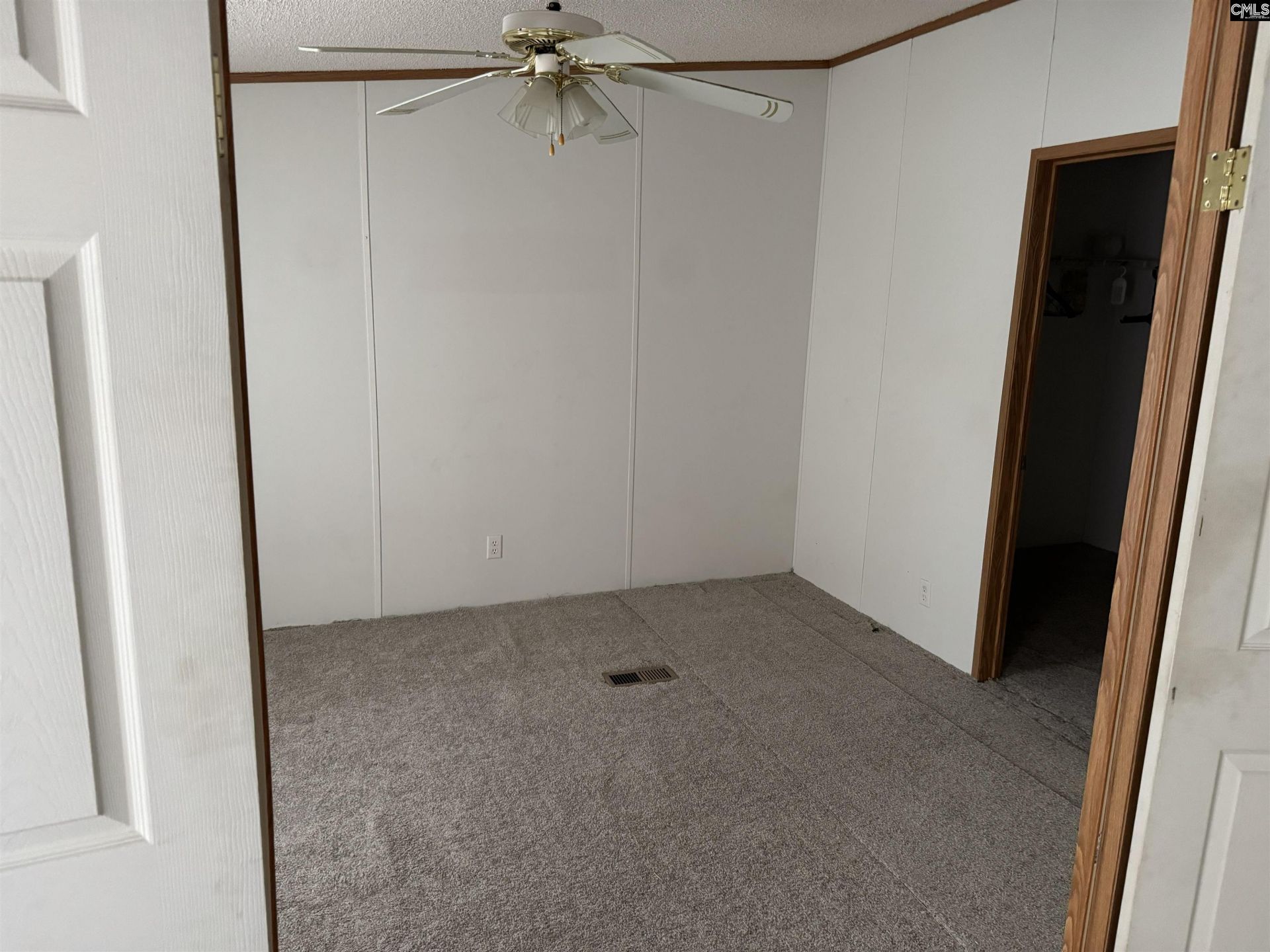 230 Alexander Place  Photo 7