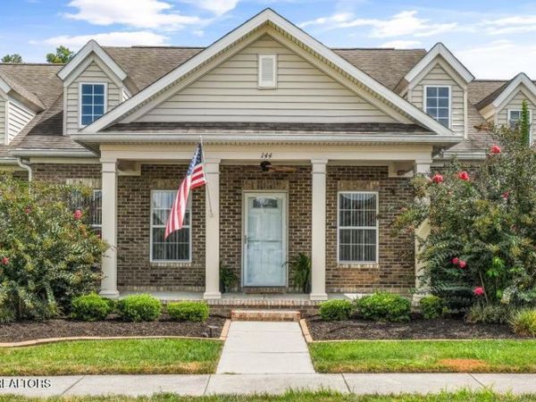 144 Hardinberry St, Oak Ridge, TN 37830