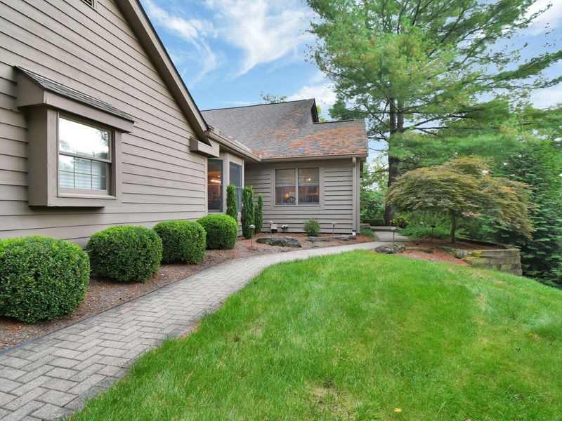 73 Donald Ross Drive, Granville, OH 43023 Photo 3