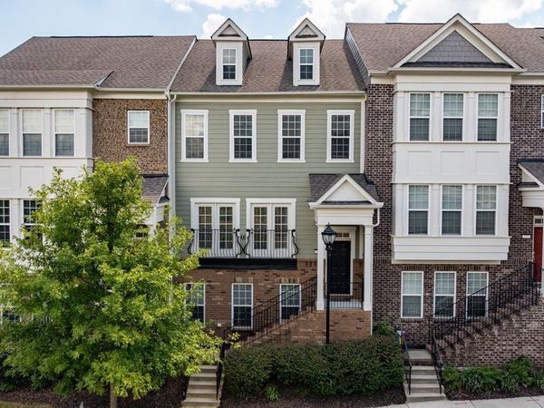 327 Hudson Way, Woodstock, GA 30189