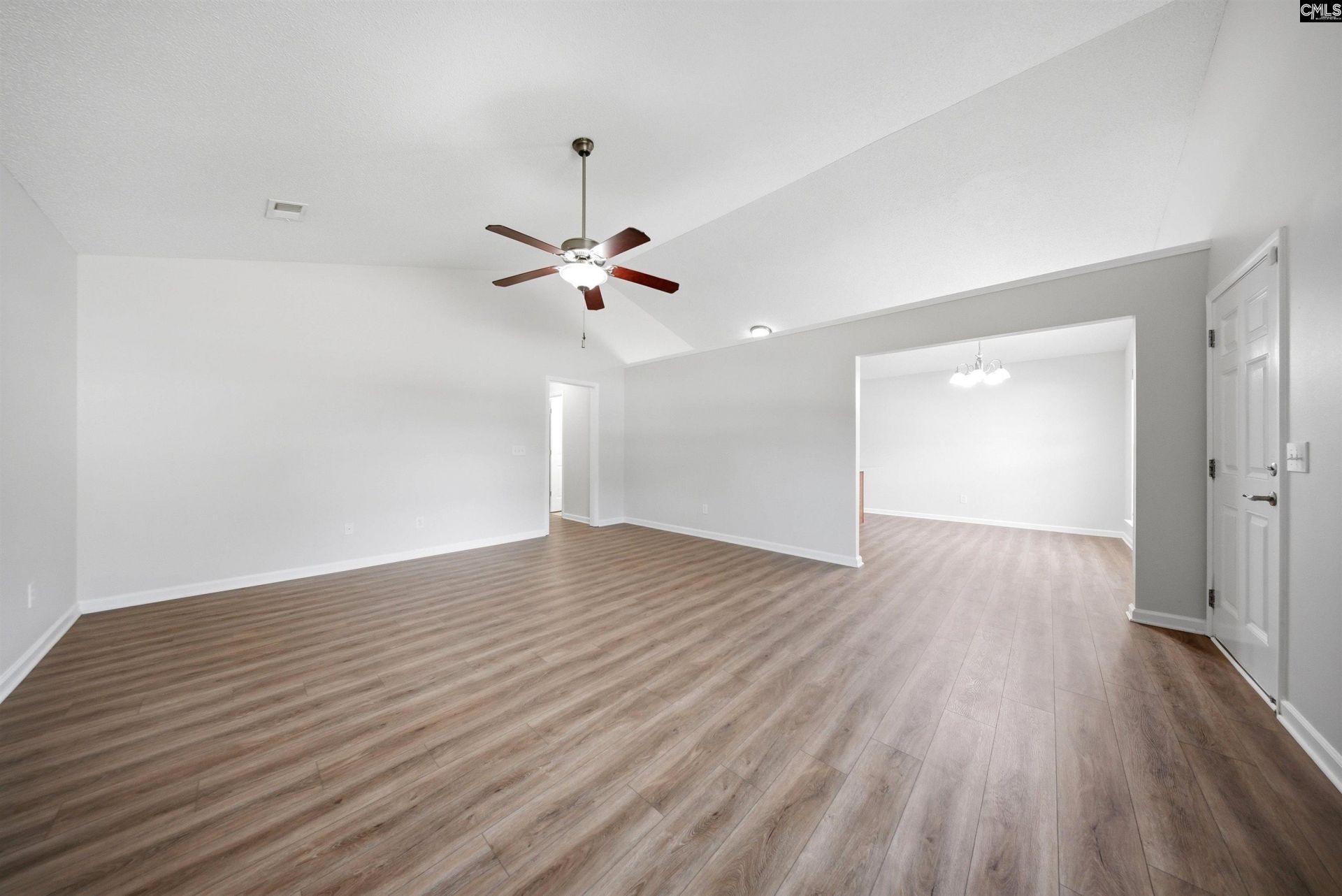 301 Blythe Creek Drive  Photo 10
