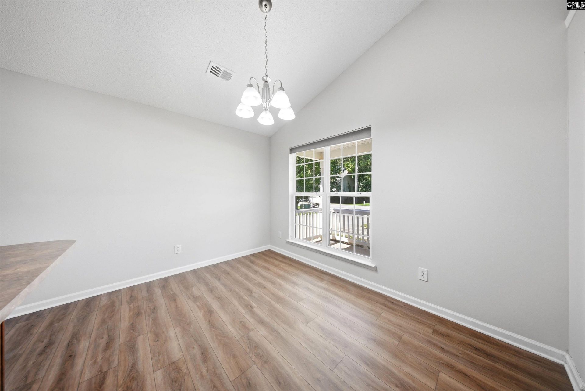 301 Blythe Creek Drive  Photo 12