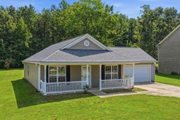 301 Blythe Creek Drive  photo 4