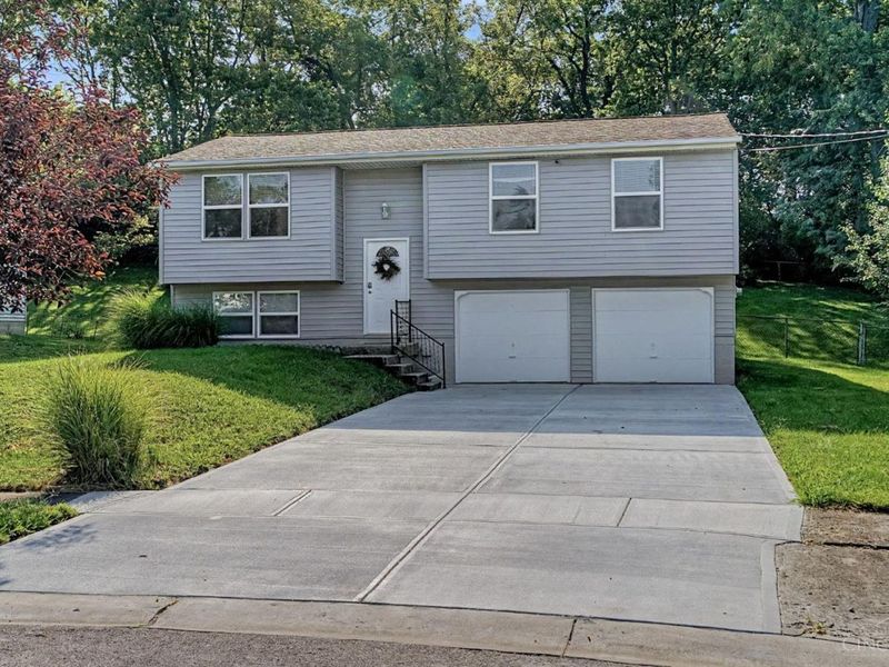 2933 Greenbrook Lane, Colerain Township, OH 45251 Photo 2