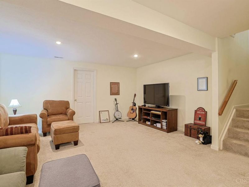 999 Wittshire Lane, Anderson Township, OH 45255 Photo 20