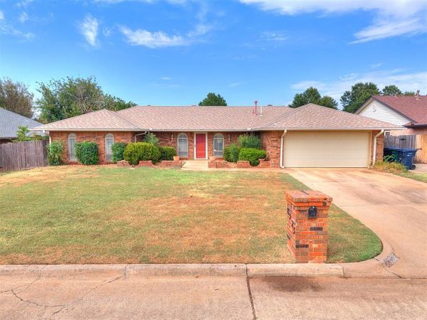 8225 NW 100th Street, Oklahoma City, OK 73162