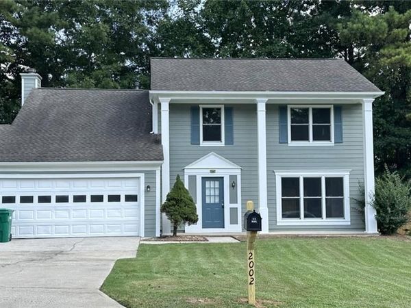 2002 Chivalry Court , Lawrenceville, GA 30044