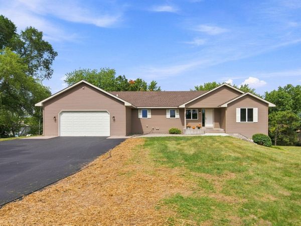 195 S Medina Street, Loretto, MN 55357