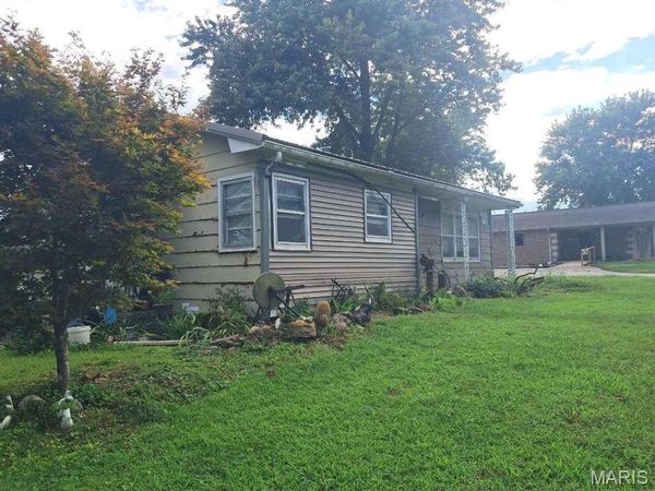 209 E Sunset Drive , Hale, MO 64643