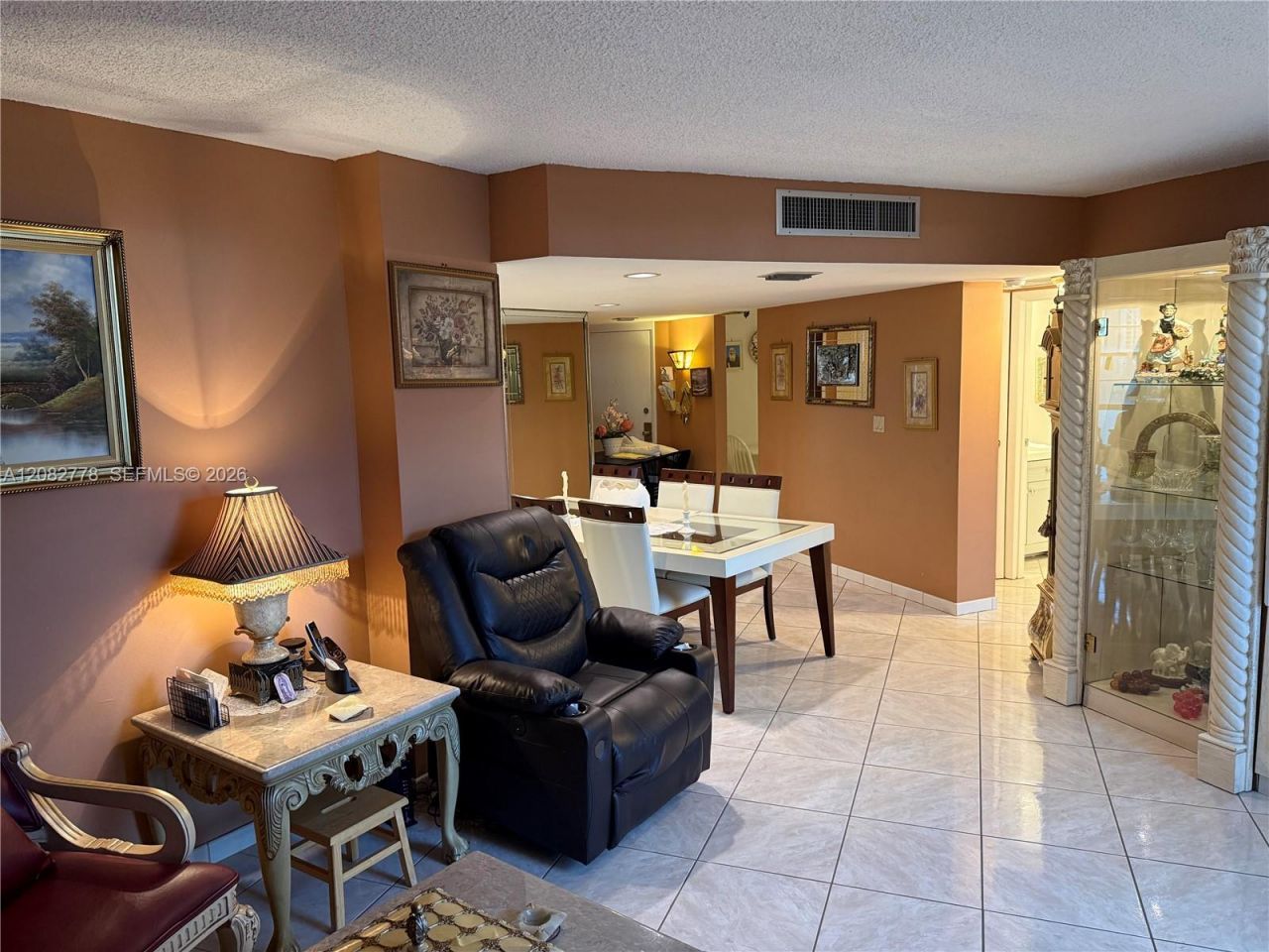 20500 W Country Club Dr, Unit 711, Aventura, FL 33180 Photo