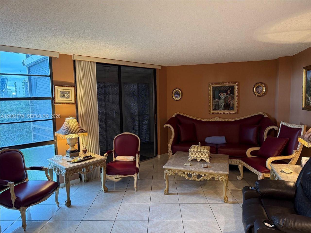 20500 W Country Club Dr, Unit 711, Aventura, FL 33180 Photo