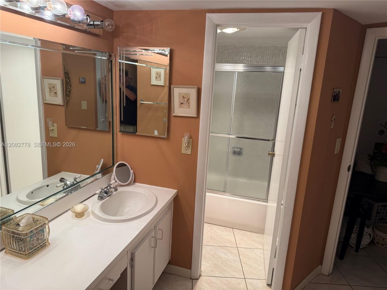 20500 W Country Club Dr, Unit 711, Aventura, FL 33180 Photo
