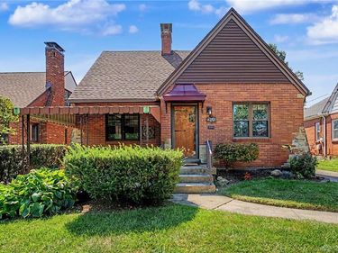 248 Claranna Avenue, Oakwood, OH 45419