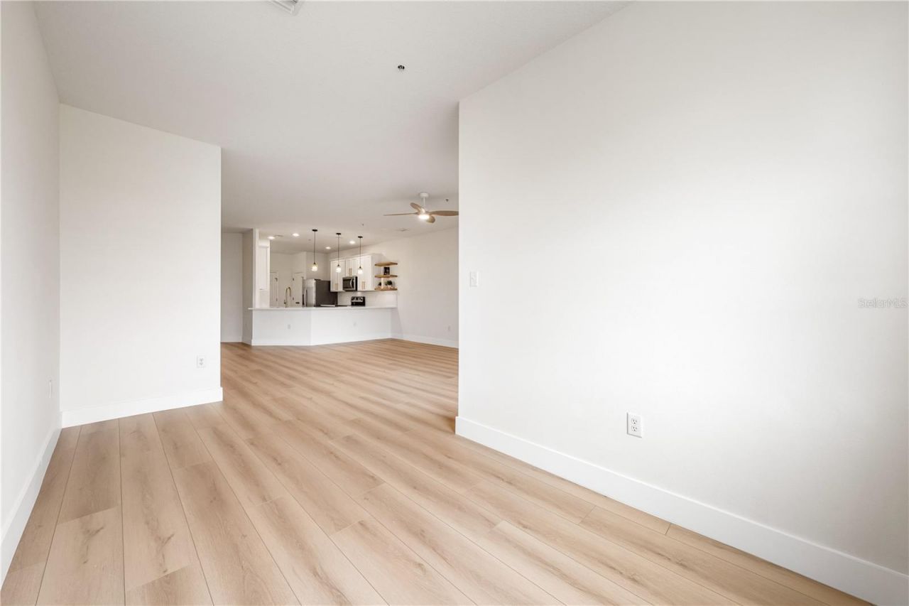3768 Parkridge Circle, Unit 23-104, Sarasota, FL 34243 Photo