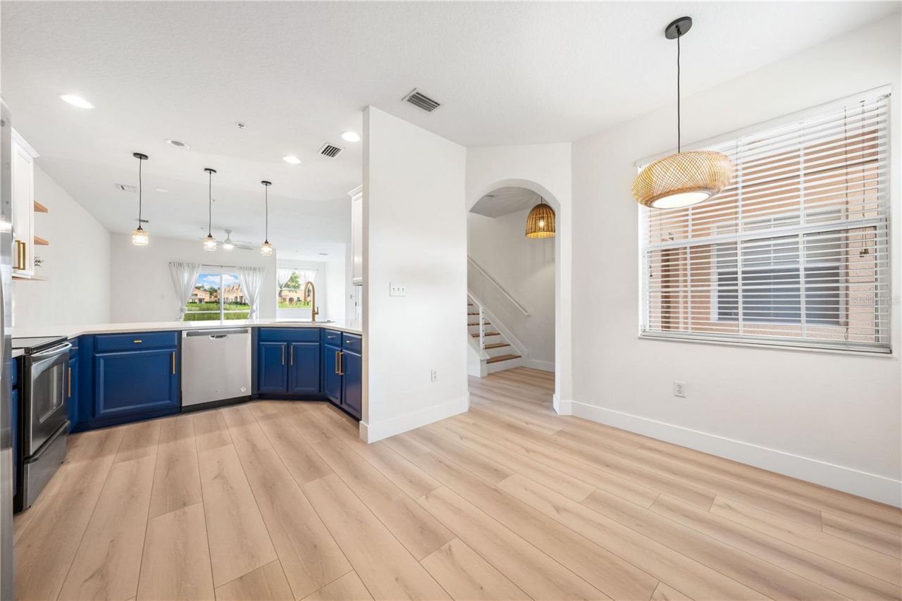 3768 Parkridge Circle, Unit 23-104, Sarasota, FL 34243 Photo