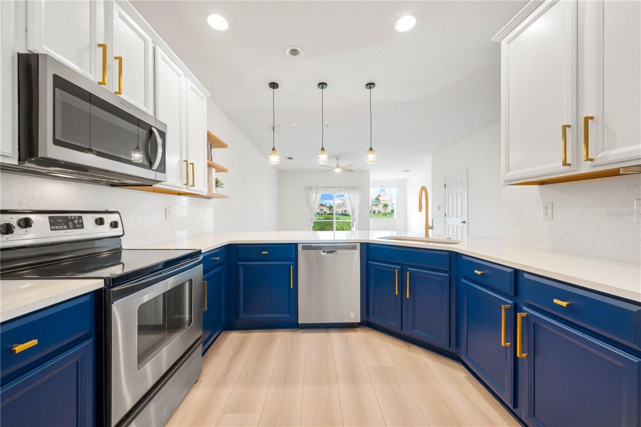 3768 Parkridge Circle, Unit 23-104, Sarasota, FL 34243 Photo