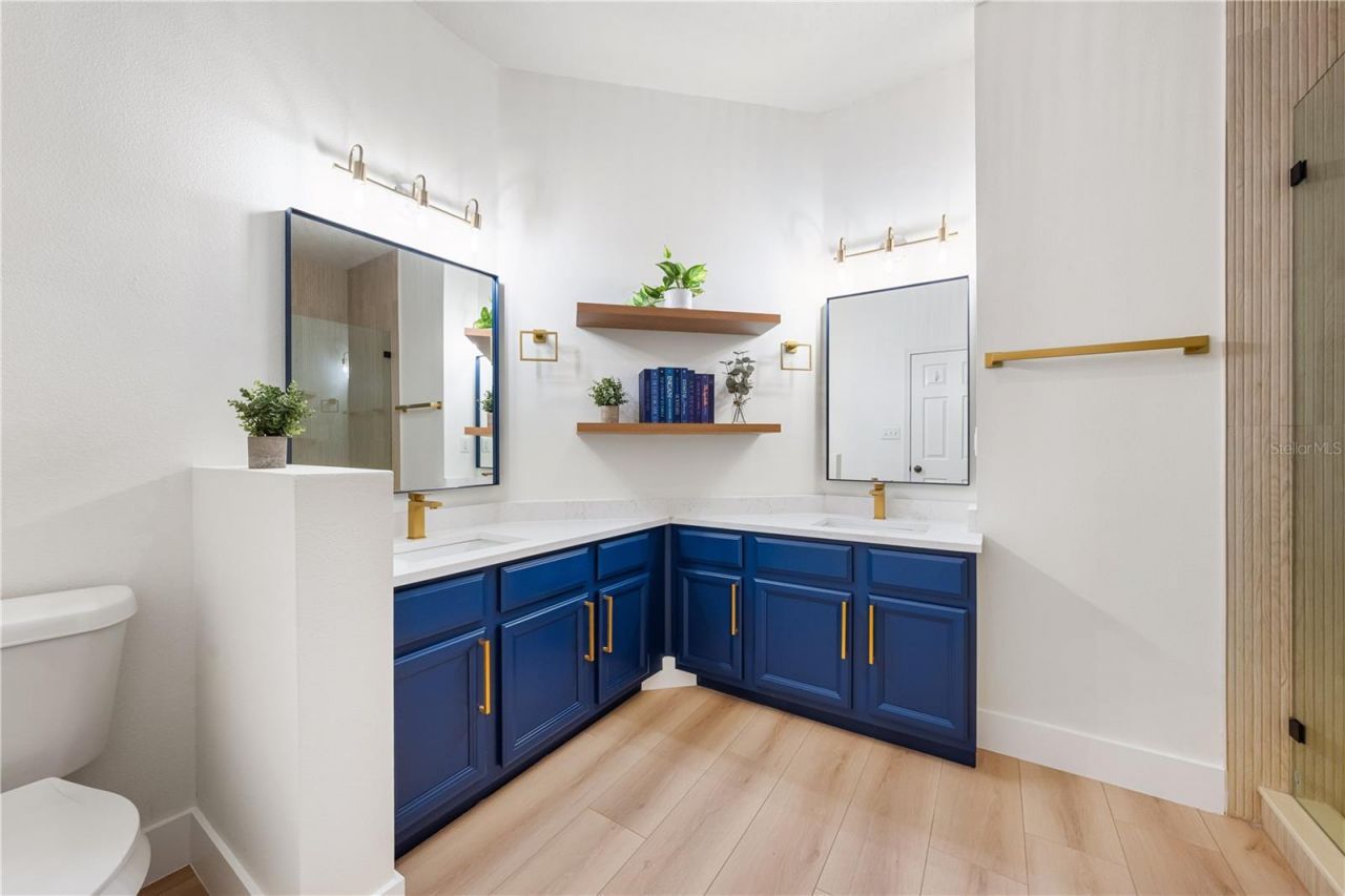 3768 Parkridge Circle, Unit 23-104, Sarasota, FL 34243 Photo