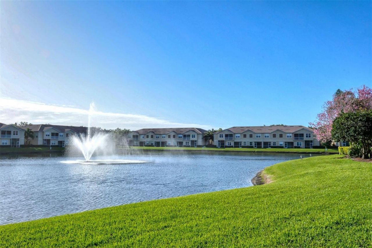 3768 Parkridge Circle, Unit 23-104, Sarasota, FL 34243 Photo