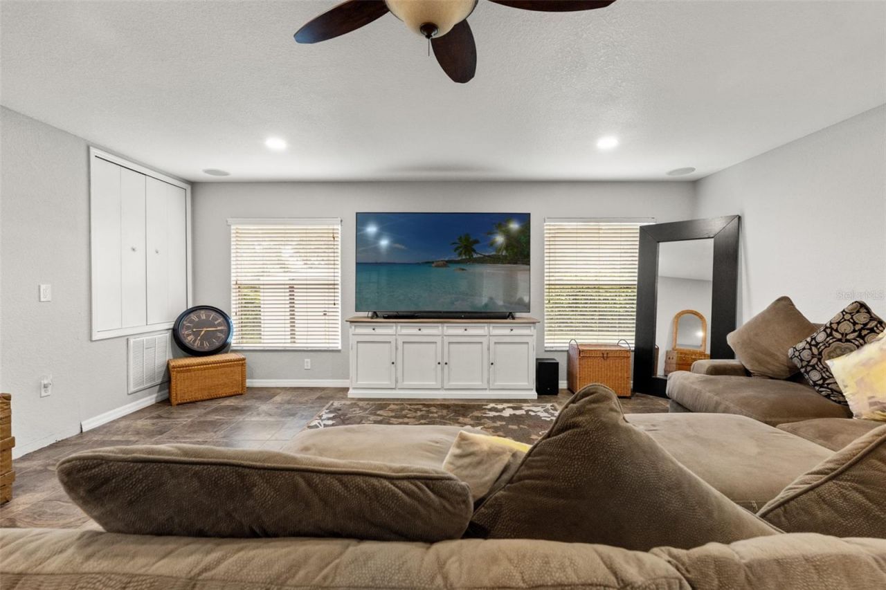 20319 Painter Place , Spring Hill, FL 34610 Photo
