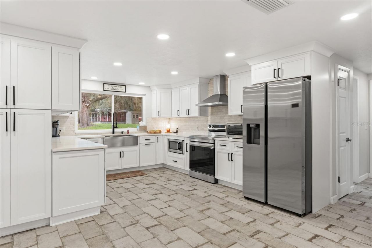 20319 Painter Place , Spring Hill, FL 34610 Photo