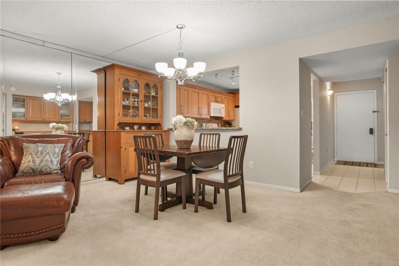 5 Escondido Circle , Unit 37, Altamonte Springs, FL 32701 Photo