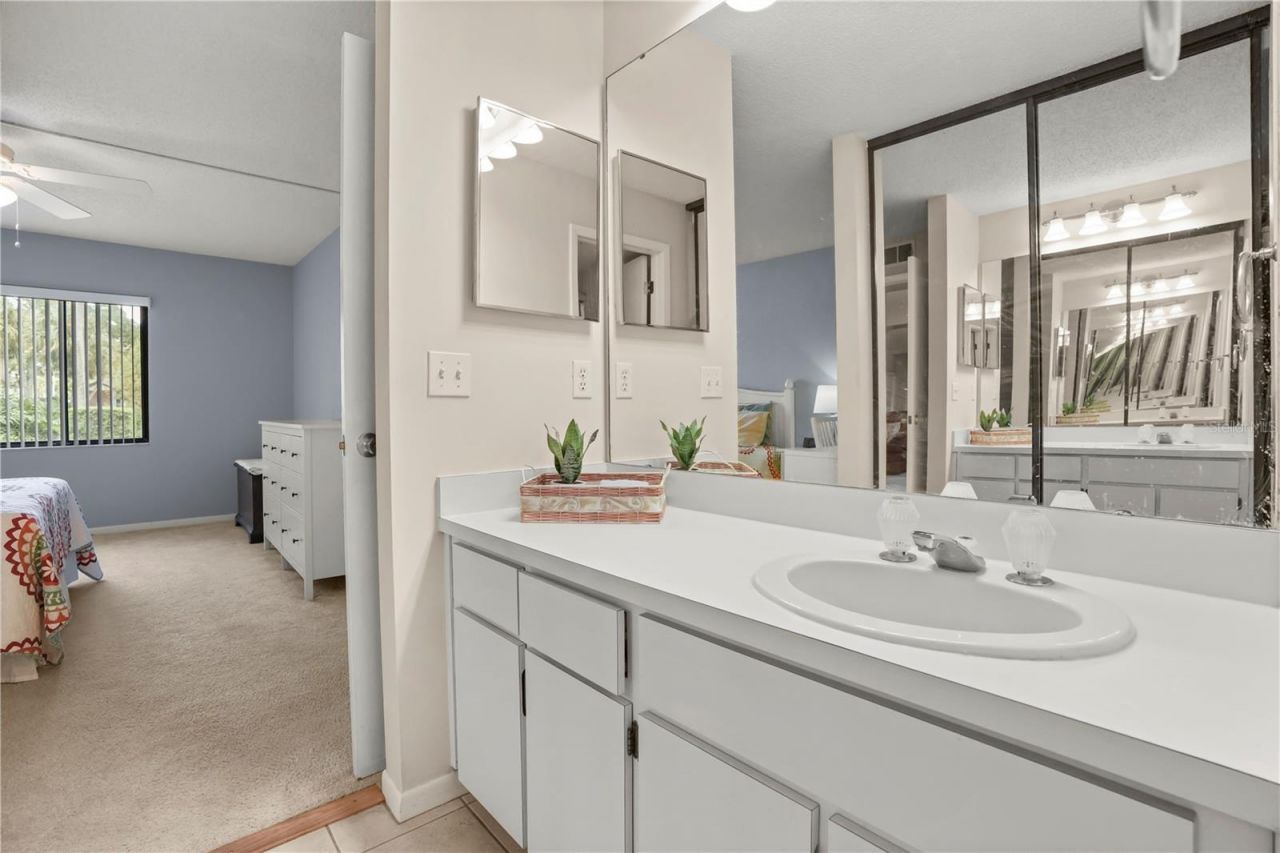 5 Escondido Circle , Unit 37, Altamonte Springs, FL 32701 Photo