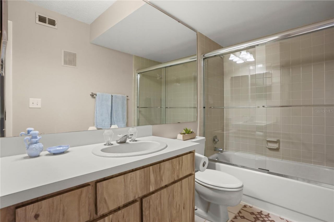 5 Escondido Circle , Unit 37, Altamonte Springs, FL 32701 Photo