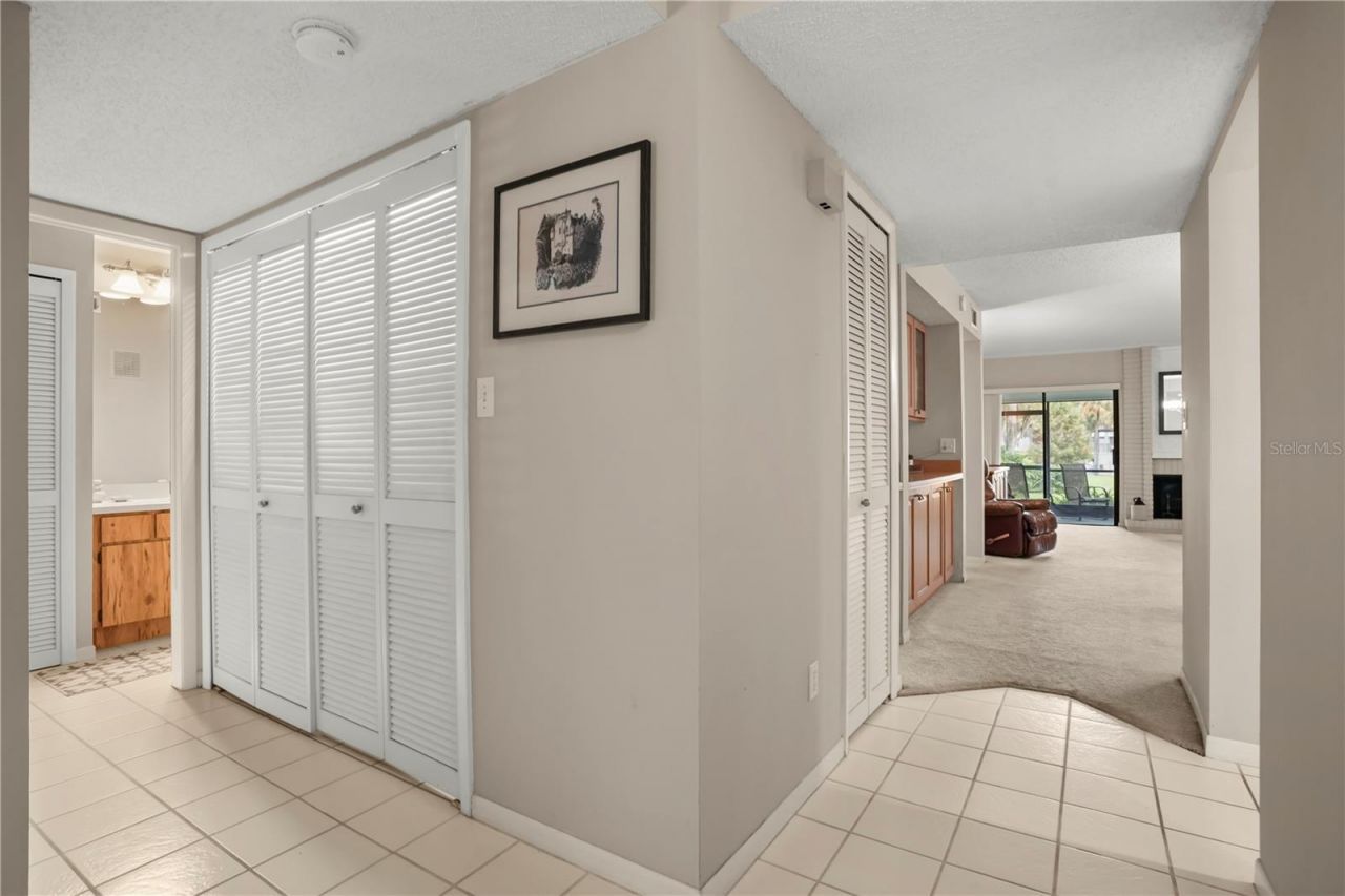 5 Escondido Circle , Unit 37, Altamonte Springs, FL 32701 Photo