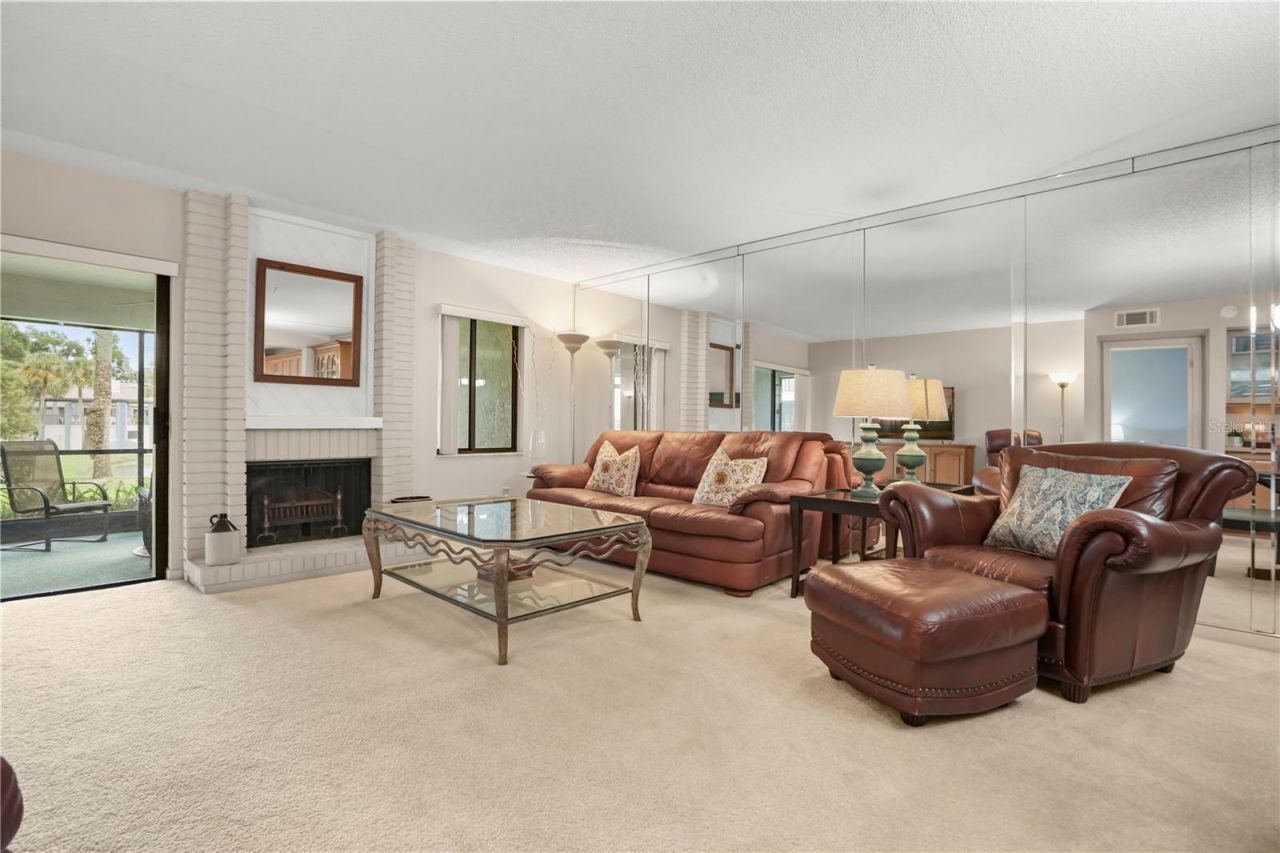5 Escondido Circle , Unit 37, Altamonte Springs, FL 32701 Photo