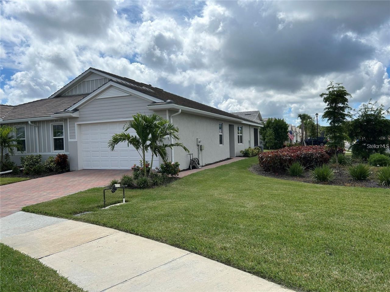 139 Ibiza Loop, Venice, FL 34292 Main Photo