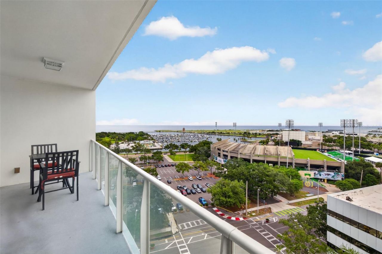 175 1st Street South Street, Unit 1106, Saint Petersburg, FL 33701 Photo