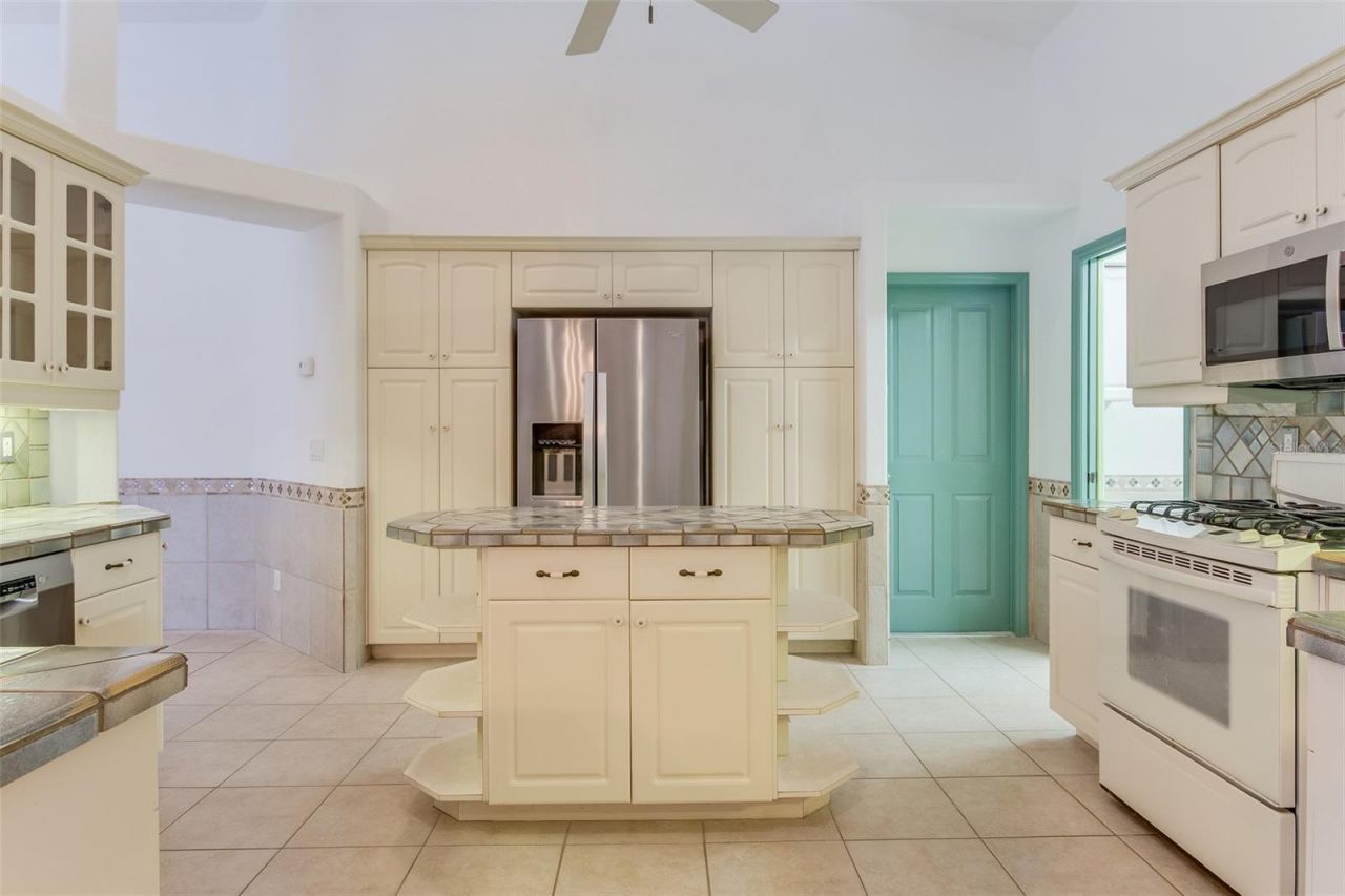 2449 Tropicaire Boulevard, North Port, FL 34286 Photo