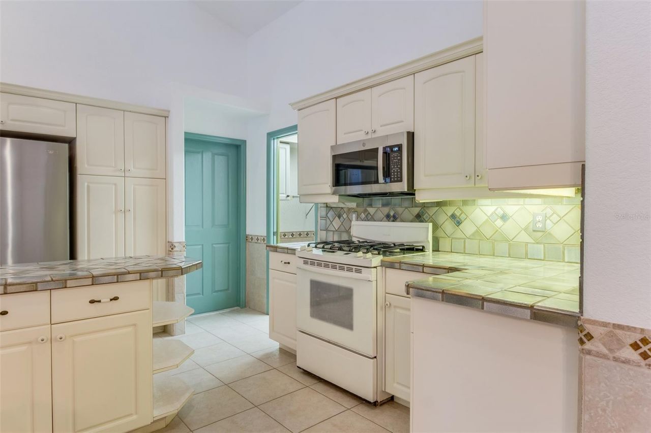 2449 Tropicaire Boulevard, North Port, FL 34286 Photo