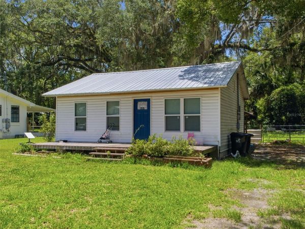 306 SE 2 STREET , WILLISTON, FL 32696