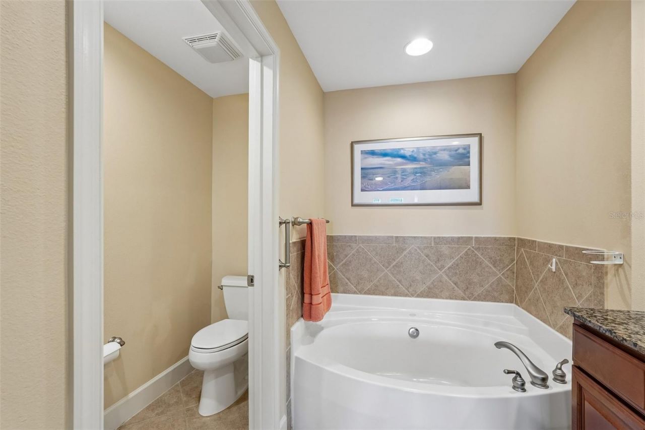 808 3rd Avenue W, Unit 809, Bradenton, FL 34205 Photo