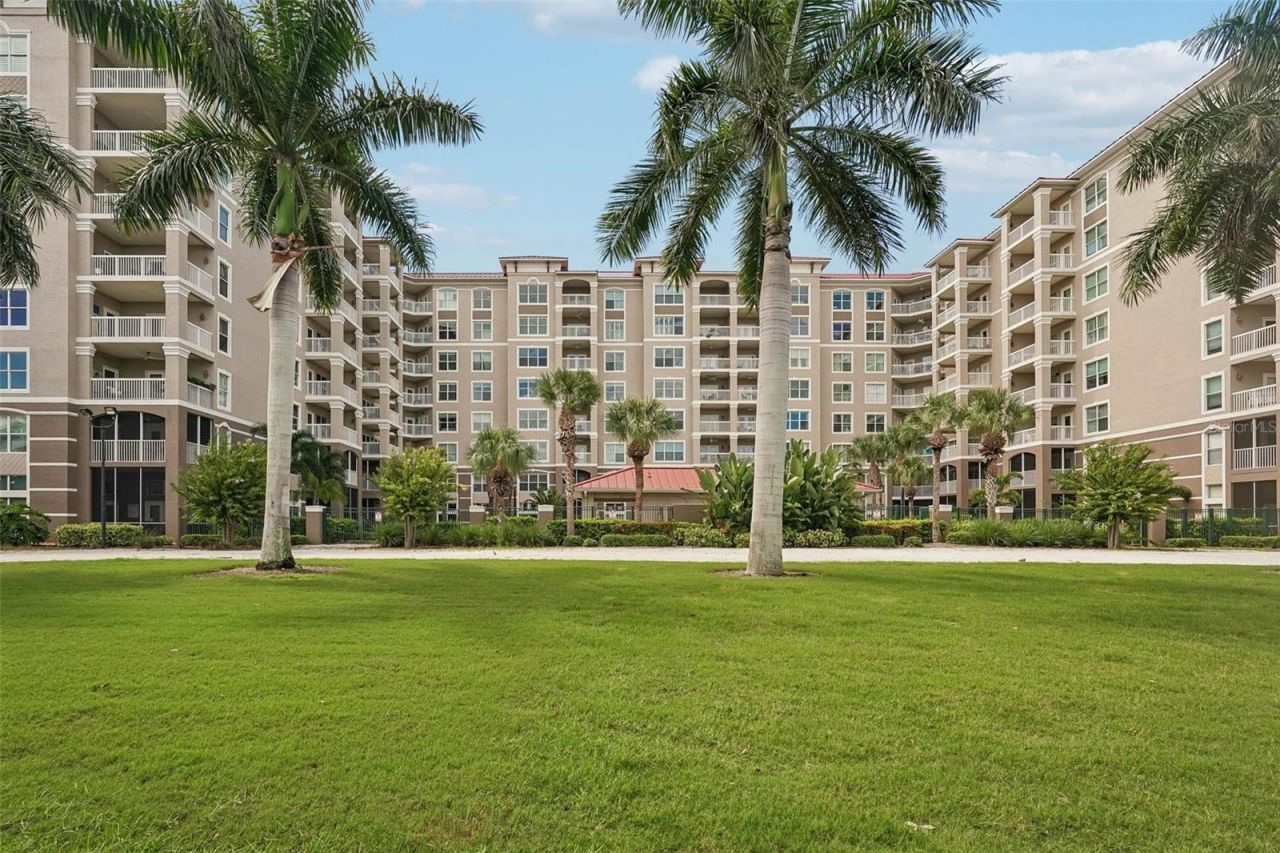 808 3rd Avenue W, Unit 809, Bradenton, FL 34205 Photo