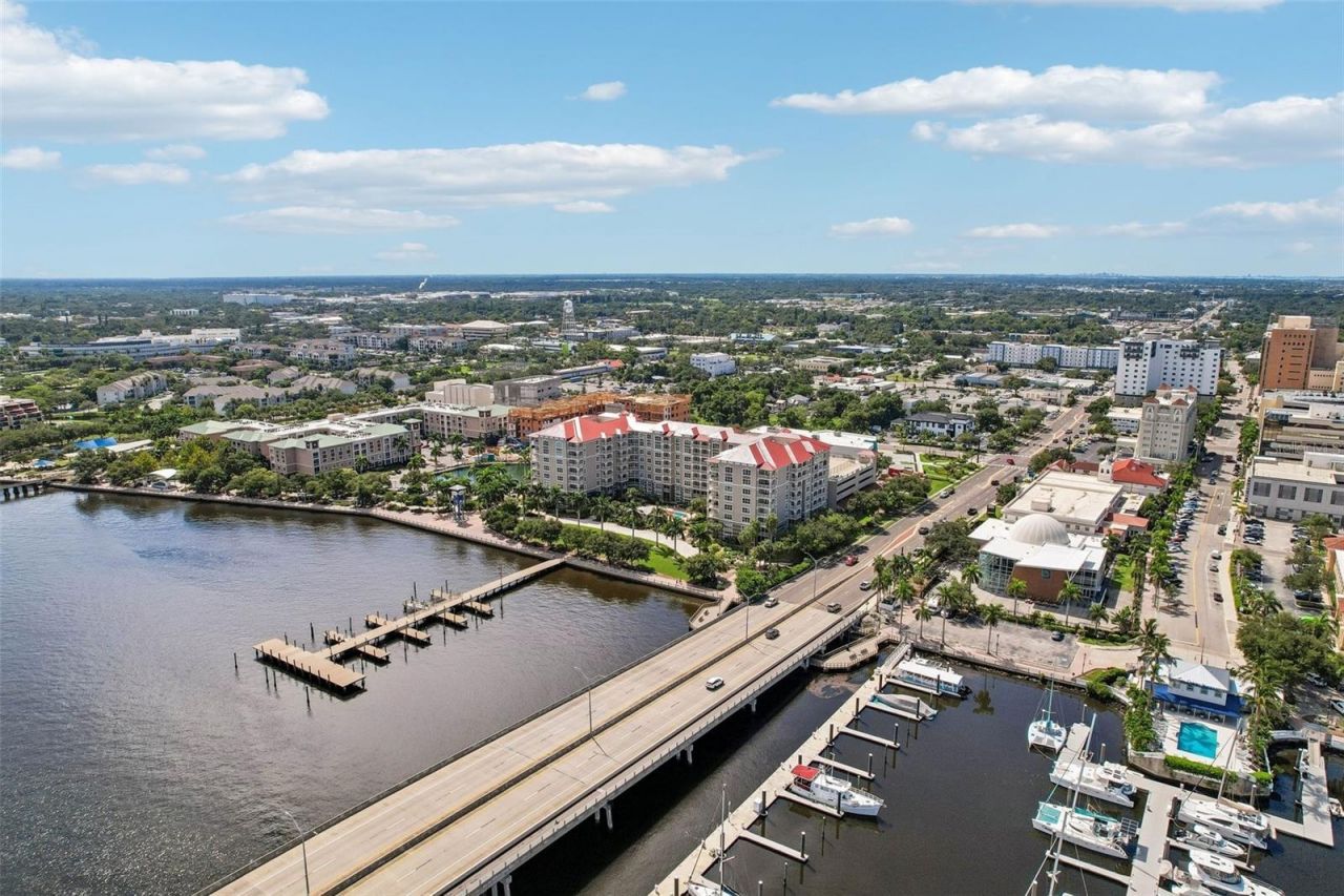 808 3rd Avenue W, Unit 809, Bradenton, FL 34205 Photo