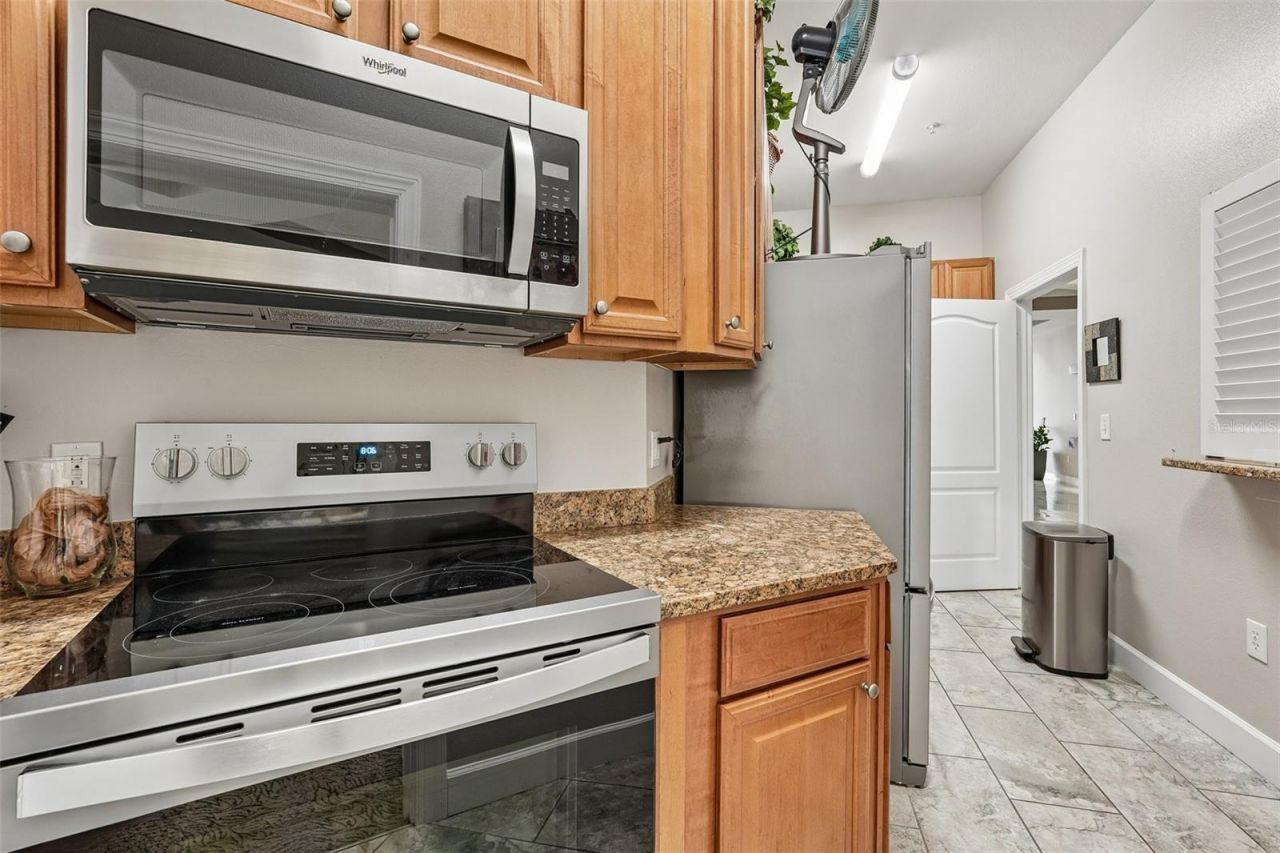 808 3rd Avenue W, Unit 809, Bradenton, FL 34205 Photo