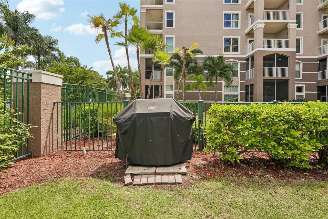 808 3rd Avenue W, Unit 809, Bradenton, FL 34205 Photo