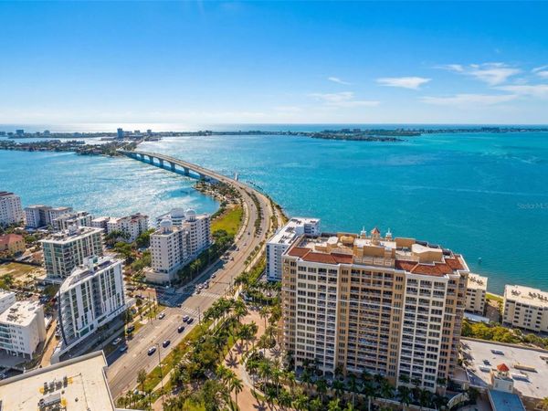35 WATERGATE DRIVE , Unit 1104, SARASOTA, FL 34236