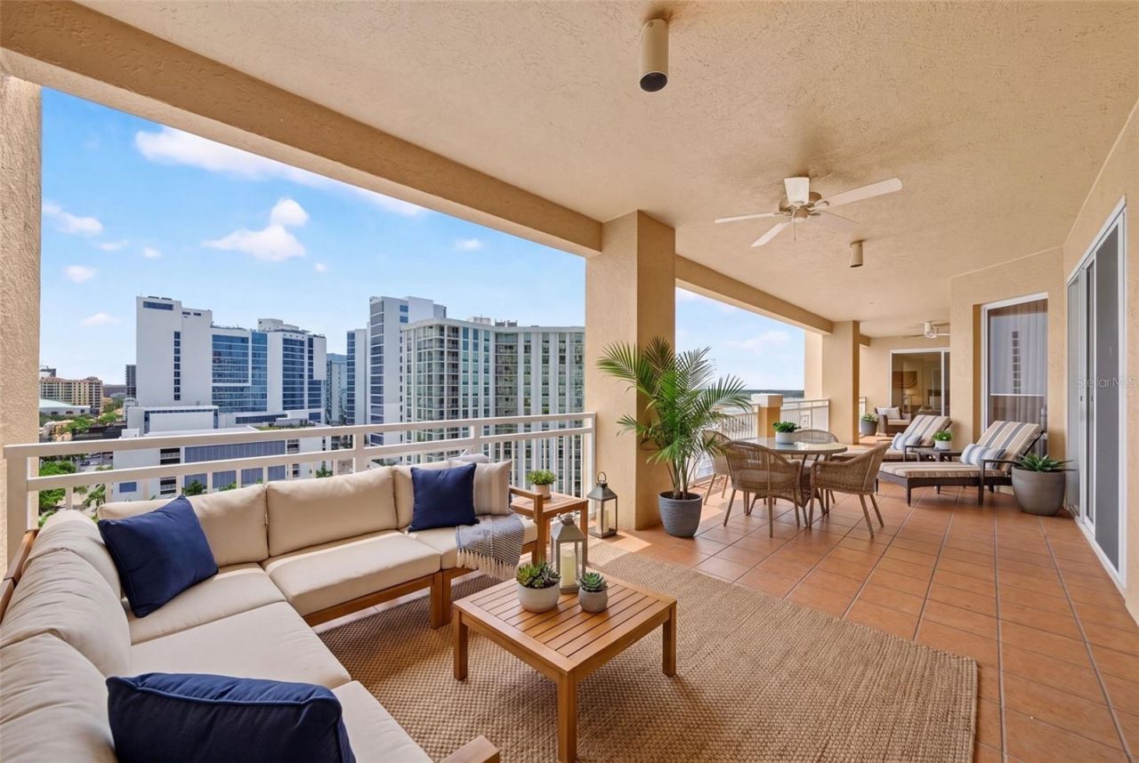 35 Watergate Drive, Unit 1104, Sarasota, FL 34236 Photo