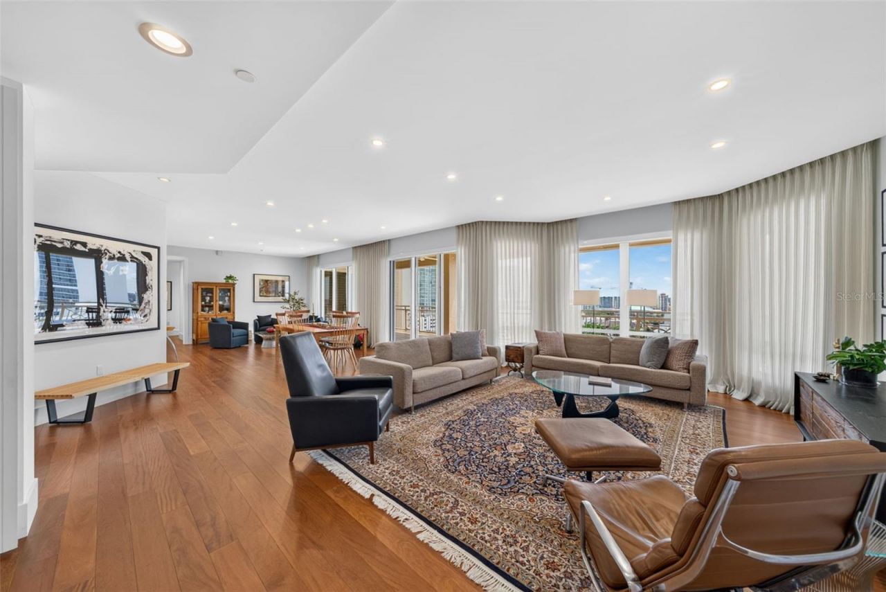 35 Watergate Drive, Unit 1104, Sarasota, FL 34236 Photo
