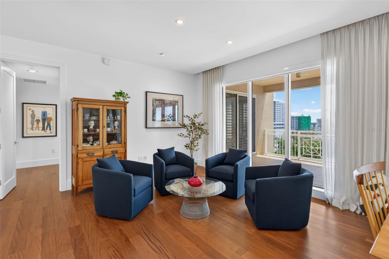 35 Watergate Drive, Unit 1104, Sarasota, FL 34236 Photo