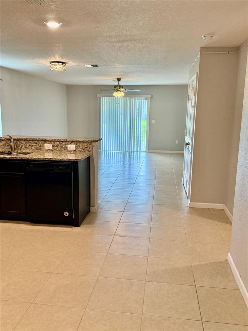 8690 Lake George Circle E, Macclenny, FL 32063 Photo