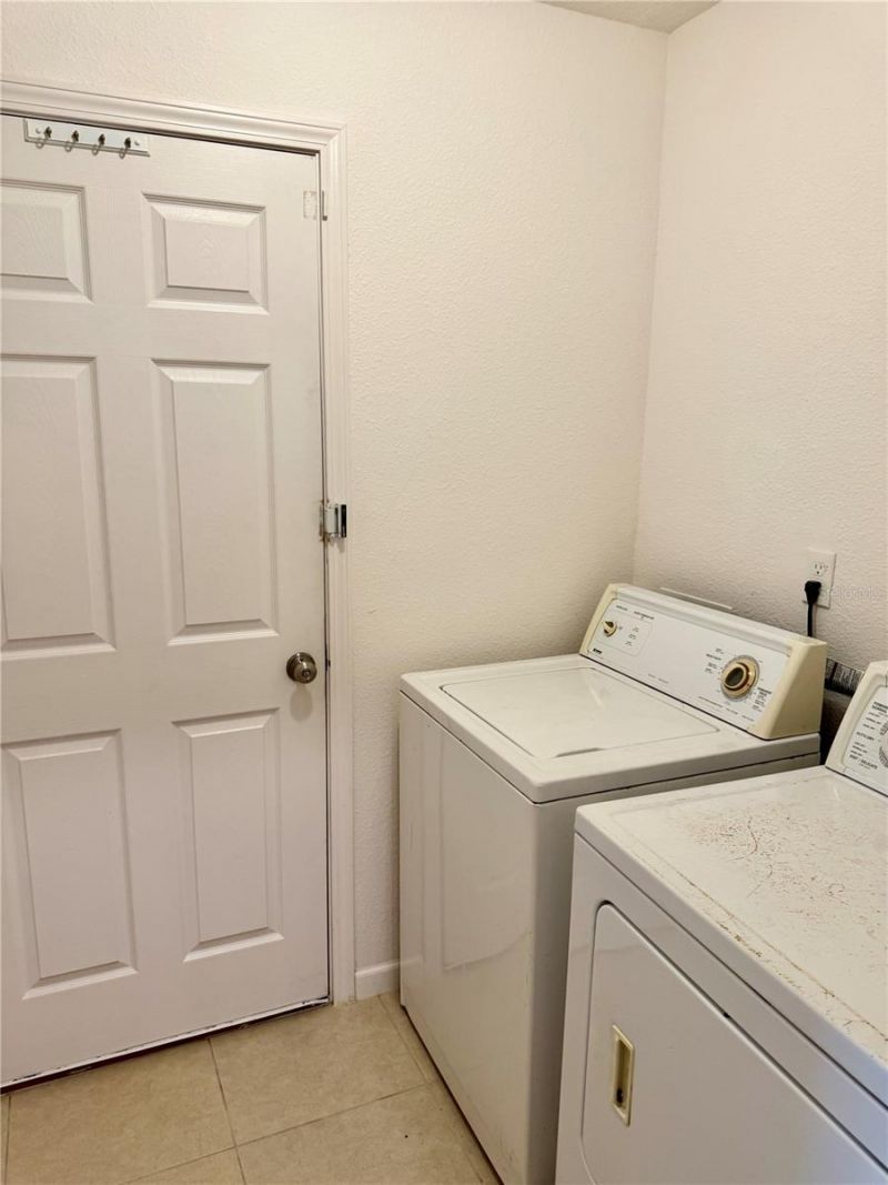 8690 Lake George Circle E, Macclenny, FL 32063 Photo