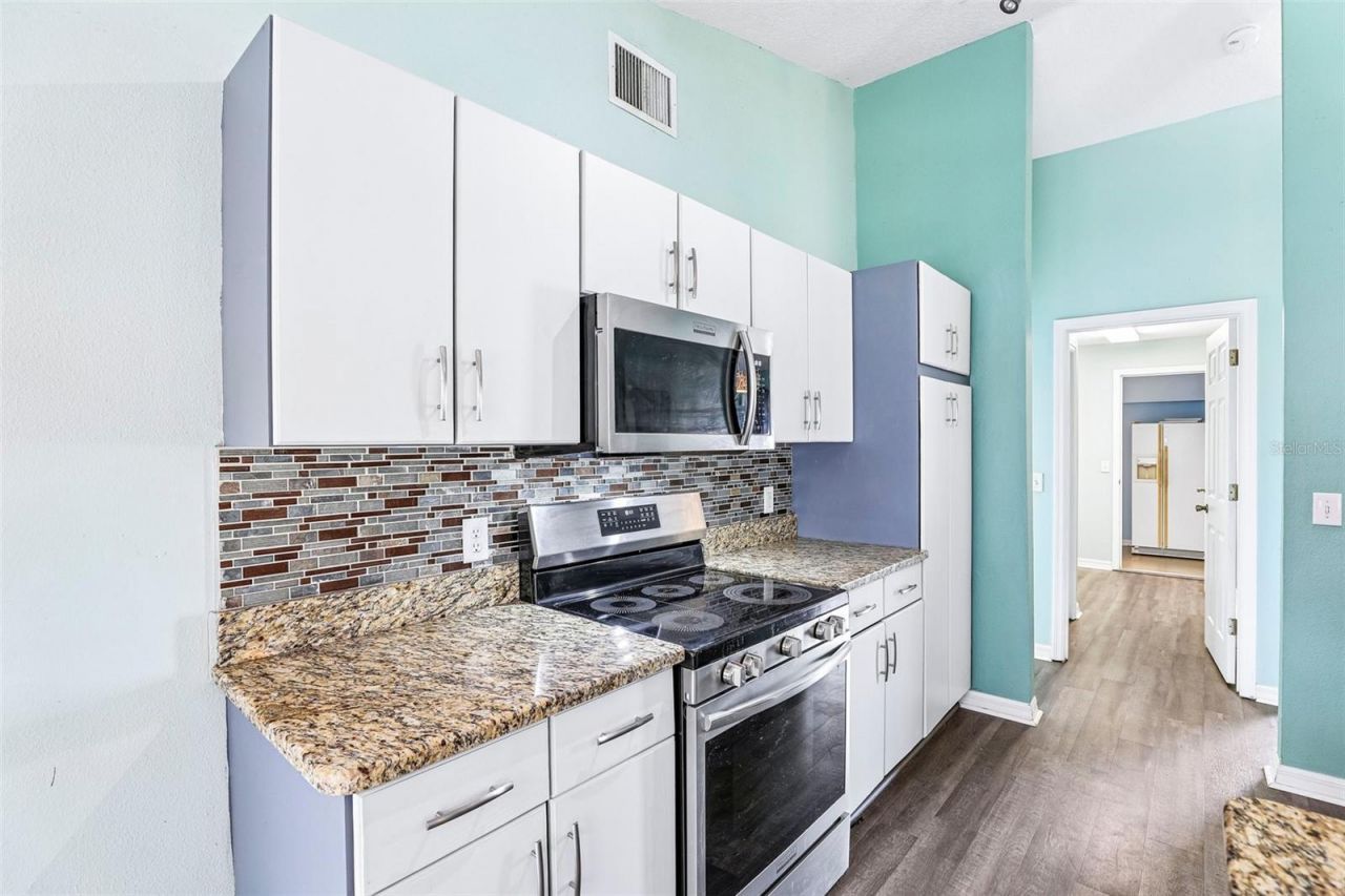 3611 Windy Meadow Drive, Tavares, FL 32778 Photo