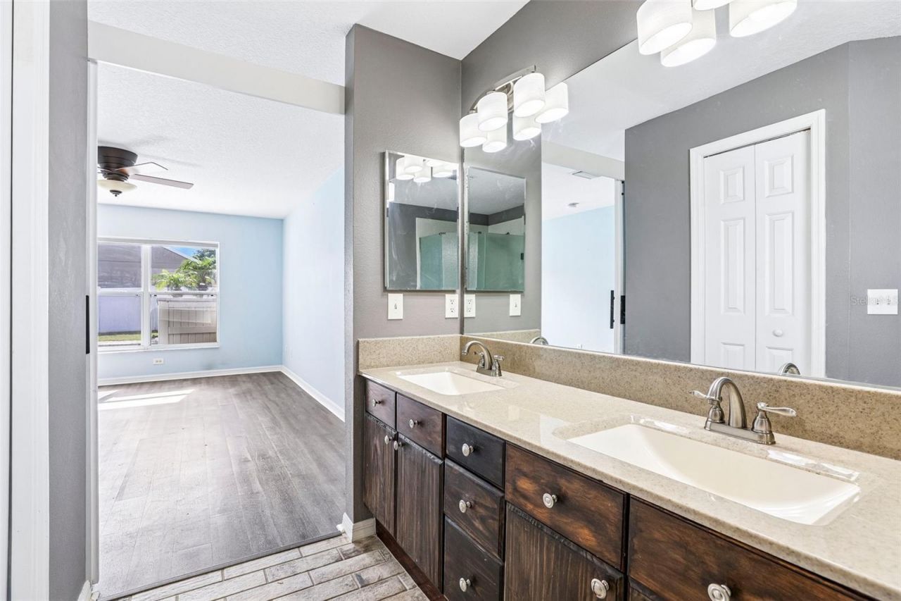 3611 Windy Meadow Drive, Tavares, FL 32778 Photo