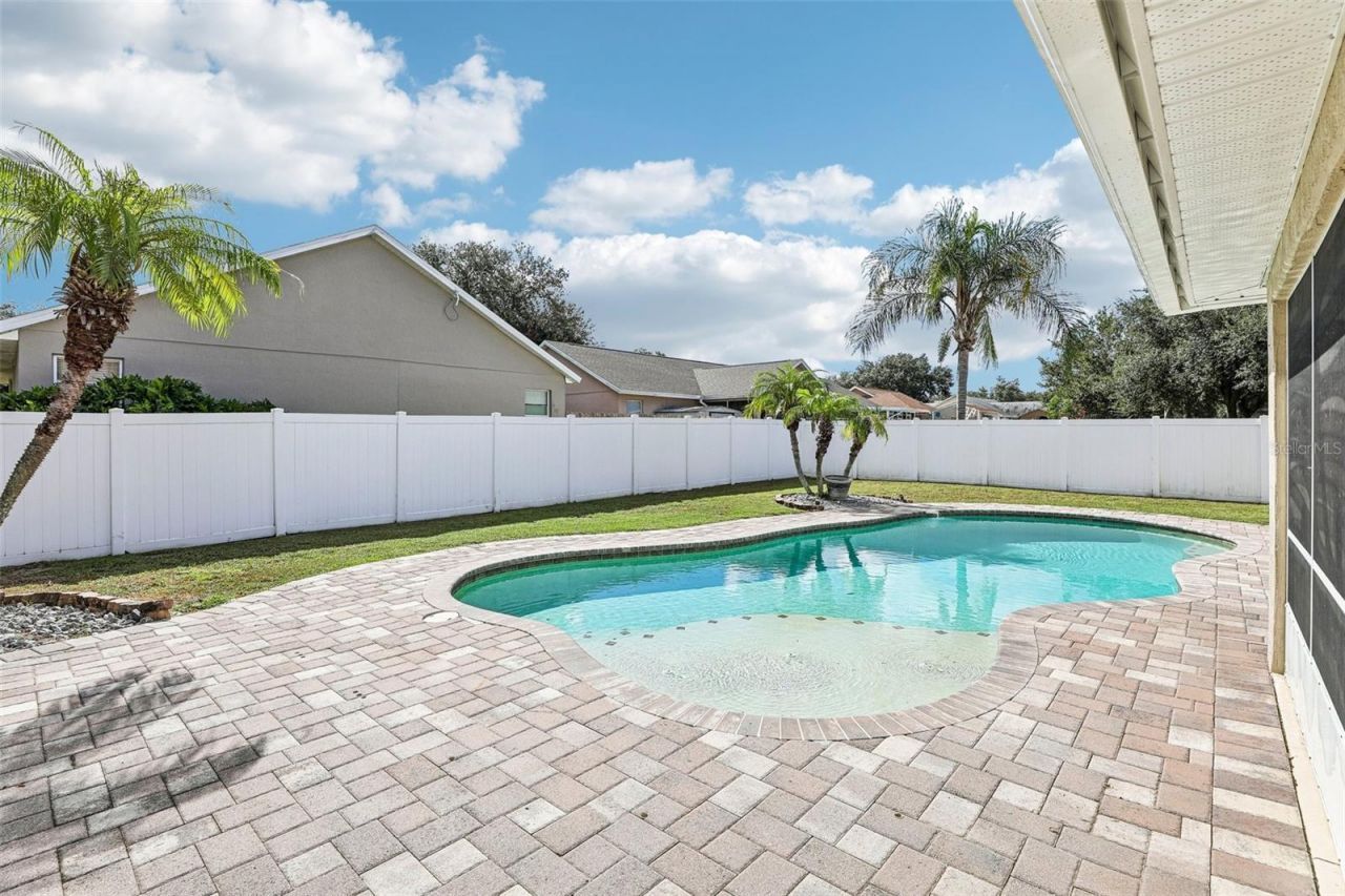 3611 Windy Meadow Drive, Tavares, FL 32778 Photo