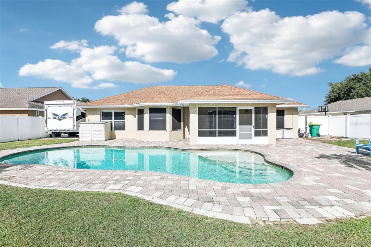 3611 Windy Meadow Drive, Tavares, FL 32778 Photo