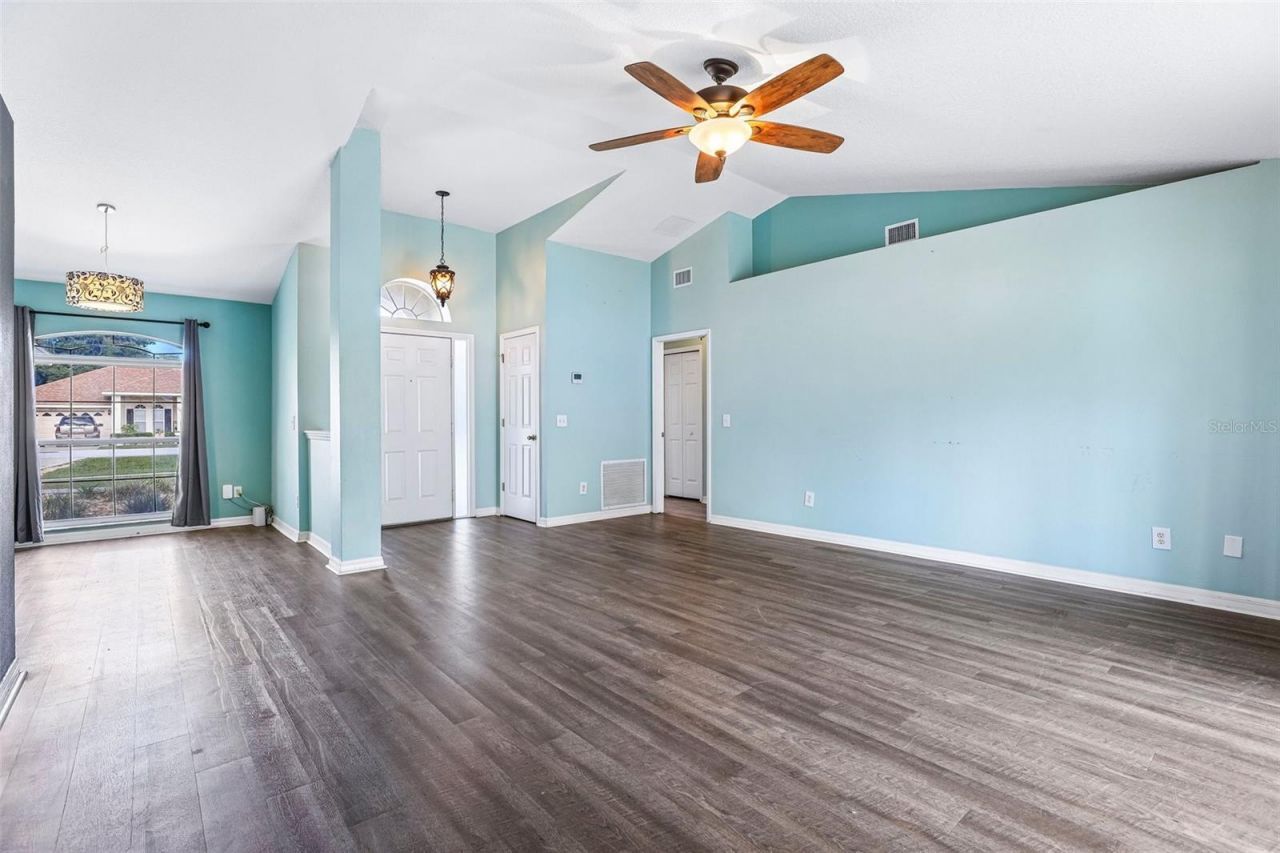 3611 Windy Meadow Drive, Tavares, FL 32778 Photo